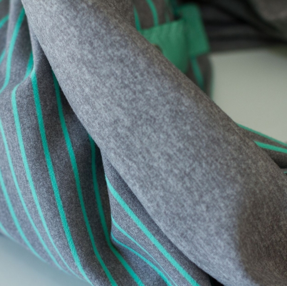 Lululemon Vinyasa Scarf Rulu Parallel Stripe Menthol Heathered Slate, EUC - Picture 6 of 12